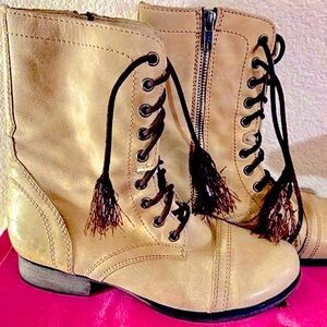 STEVE MADDEN “Troopa” Combat Boots